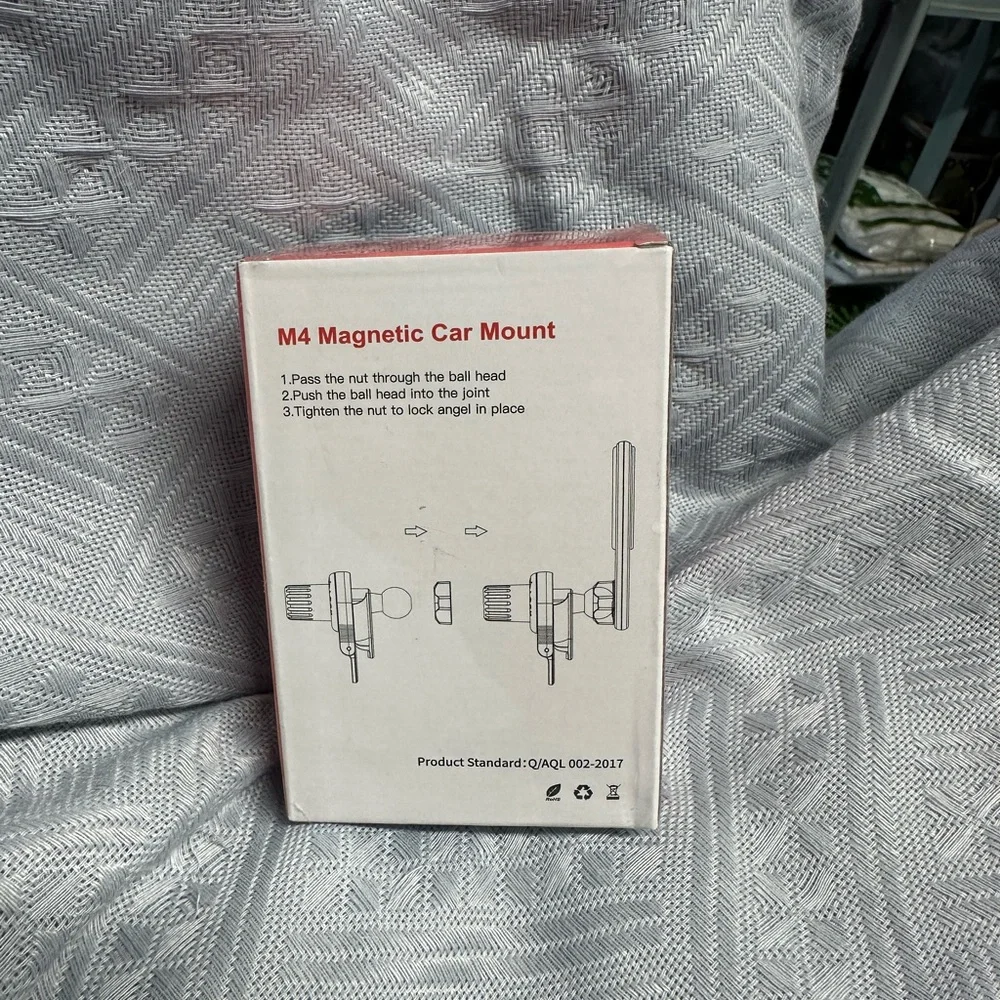 M4 Magnetic Car Mount